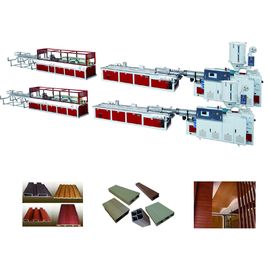 Plastique réutilisant la ligne d'extrusion de WPC décorations extérieures de PE/produit de PE