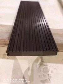 Plastique réutilisant la ligne d'extrusion de WPC décorations extérieures de PE/produit de PE